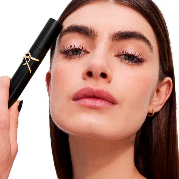 lash-clash-extreme-volume-mascara-wimperntusche