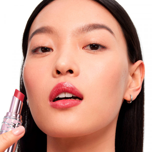 loveshine-candy-glow-balsamo-labial-con-color