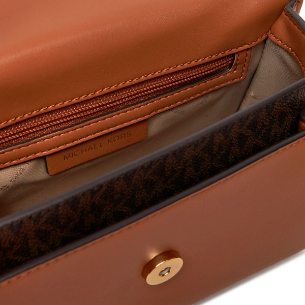 bolso-de-hombro-claire-grande-con-logotipo
