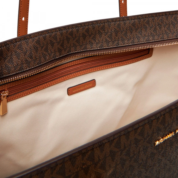 borsa-quinn