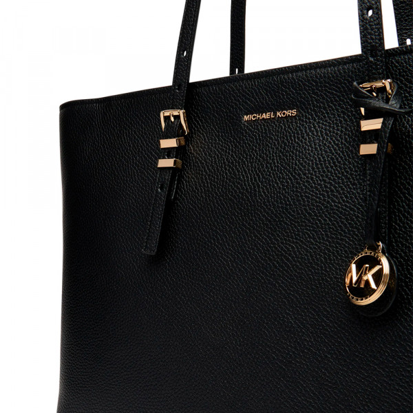 borsa-quinn