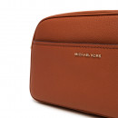 bolsa-de-ombro-pequena-em-couro-para-camera-ideal-para-viagens