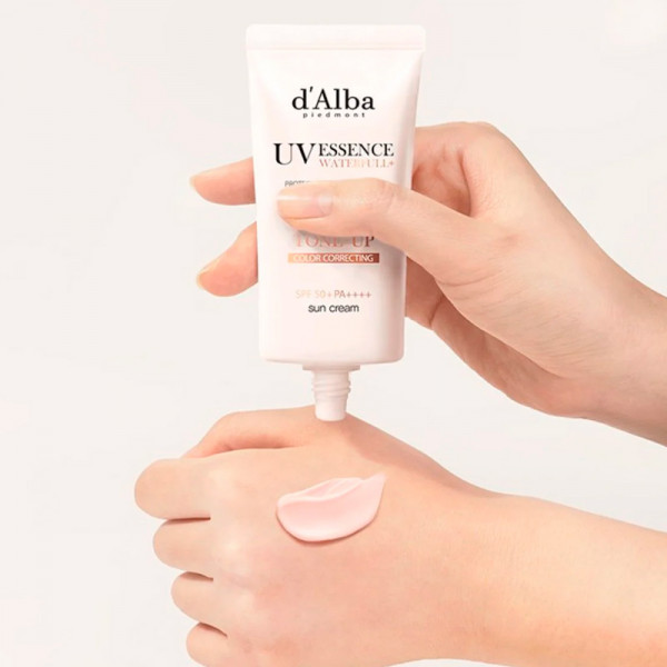 uv-essence-waterfull-spf50-locion-solar-tonificante-protectora