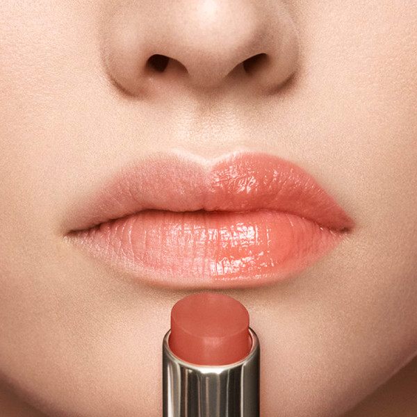 futurist-hydraplump-balsamo-labial-com-cor