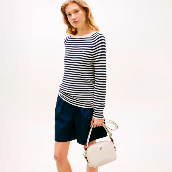 th-monogrammed-shoulder-bag