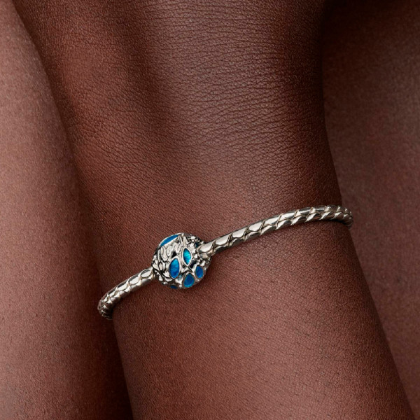charm-pez-nadando-en-filigrana-794699c01