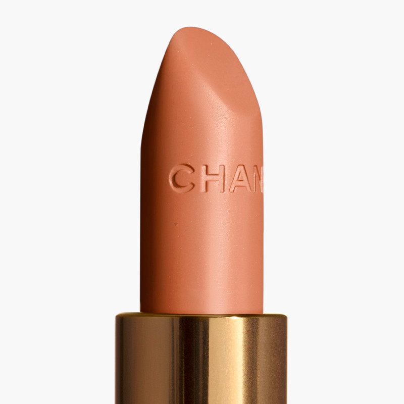 rouge-coco-long-lasting-satin-lipstick-moisturizing-and-smoothing-treatment