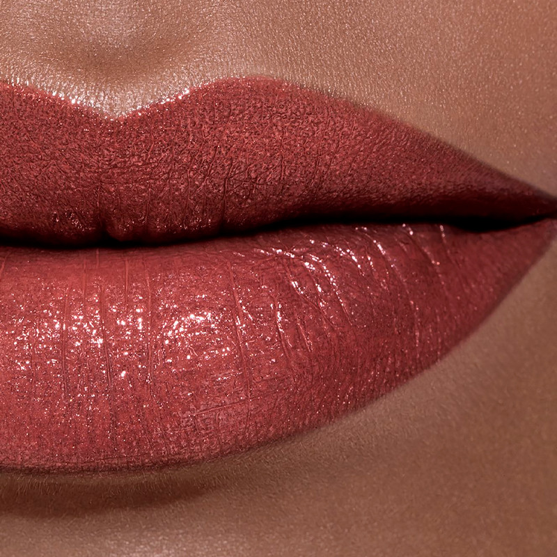 rouge-coco-langdurige-satijnen-lippenstift-hydraterende-en-gladmakende-behandeling