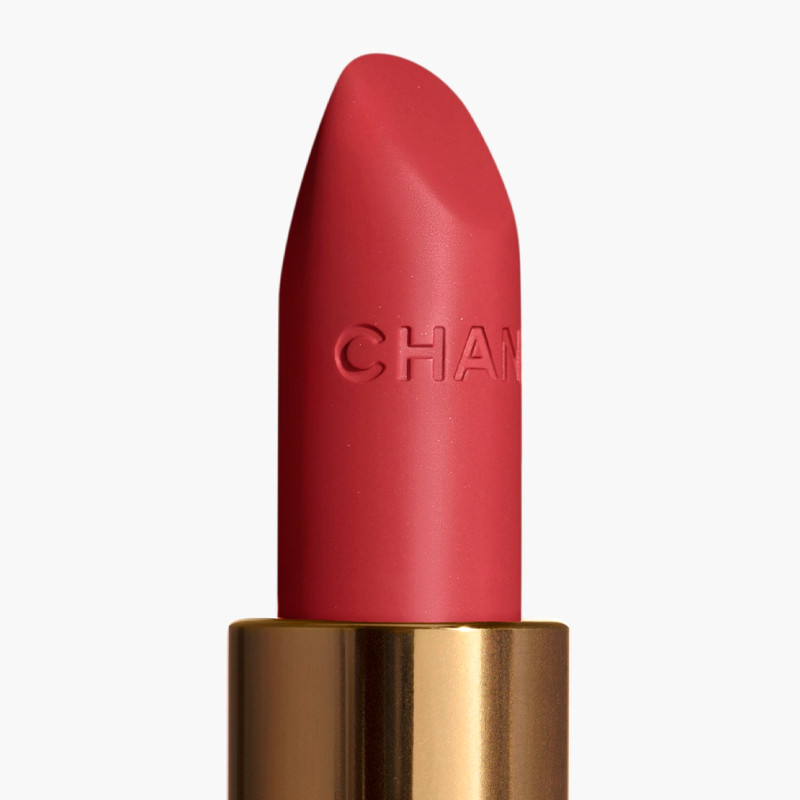 rouge-coco-langdurige-satijnen-lippenstift-hydraterende-en-gladmakende-behandeling