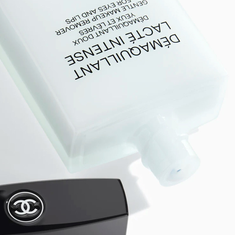 demaquillant-lacte-intense-desmaquillante-suave-para-ojos-y-labios