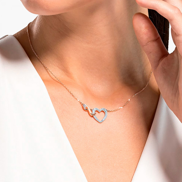 hyperbola-infinity-necklace-and-heart