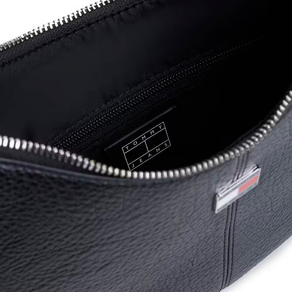 slouchy-city-shoulder-bag
