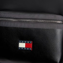 mochila-con-logo