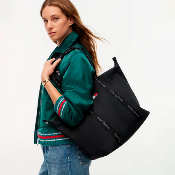 sac-fourre-tout-essentiel-avec-inscription