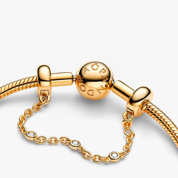 three-transparent-gems-safety-chain-763515c01