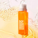 brume-solaire-high-protection-beautifying-body-solar-mist-spf-50