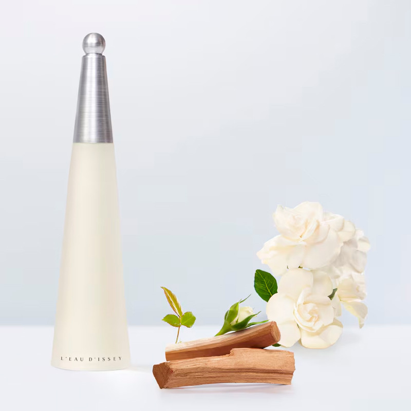 Issey Miyake L Eau D Issey Eau de Toilette Estuche Eau de toilette – imagen 2