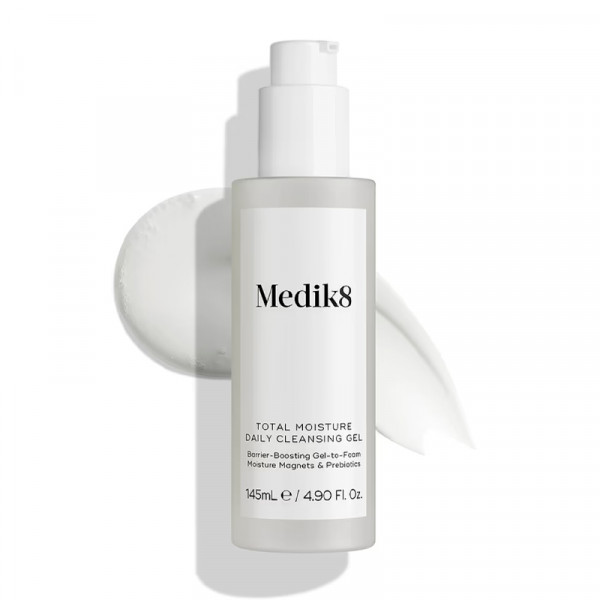 total-moisture-total-daily-cleansing-gel-zel-do-mycia-twarzy