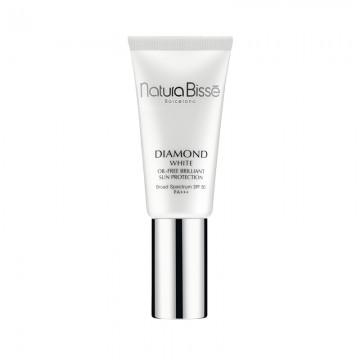 Diamond White SPF50 PA+++ Oljefri Brilliant Sun