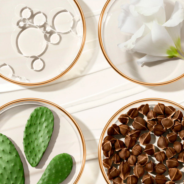 Revitalizing Supreme + Youth Power øjenbalsam