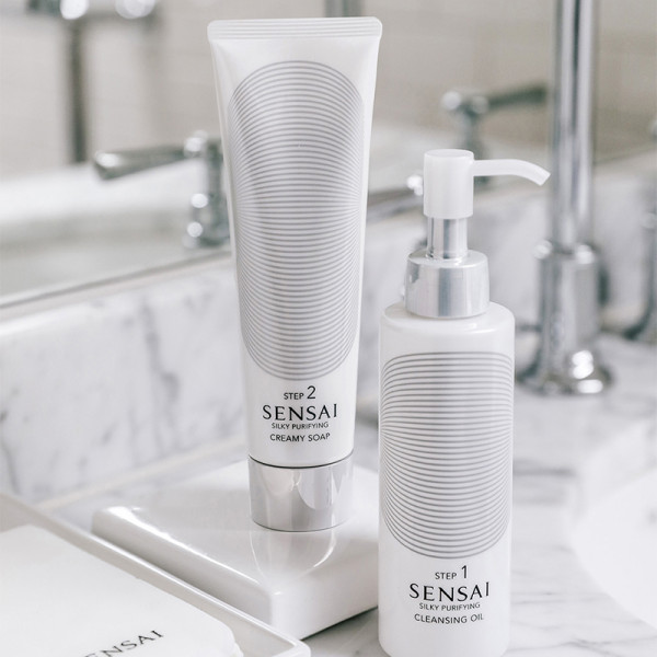 Silk Purifying Cleansing Oil
Reinigingsolie