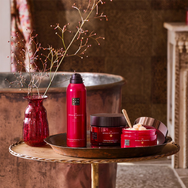 The Ritual of Ayurveda Foaming Shower Gel - gel de ducha en espuma
