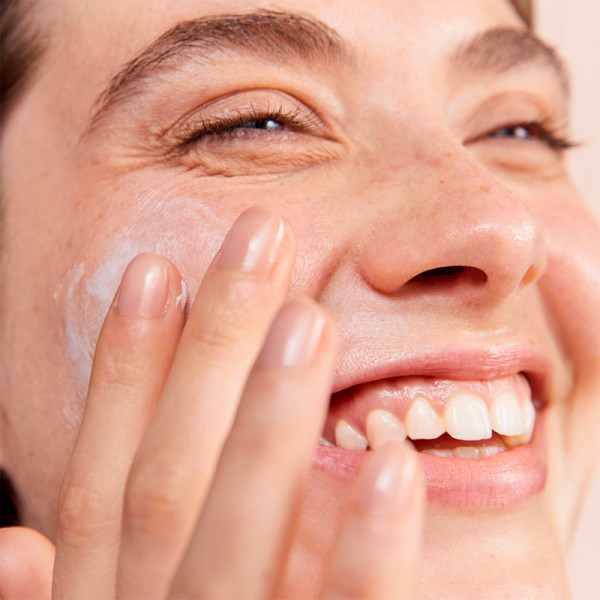 tolerance-hydra-10-fluido-hidratante