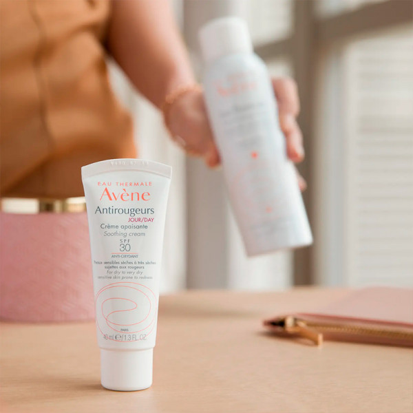 antirojeces-dia-crema-calmante-spf30