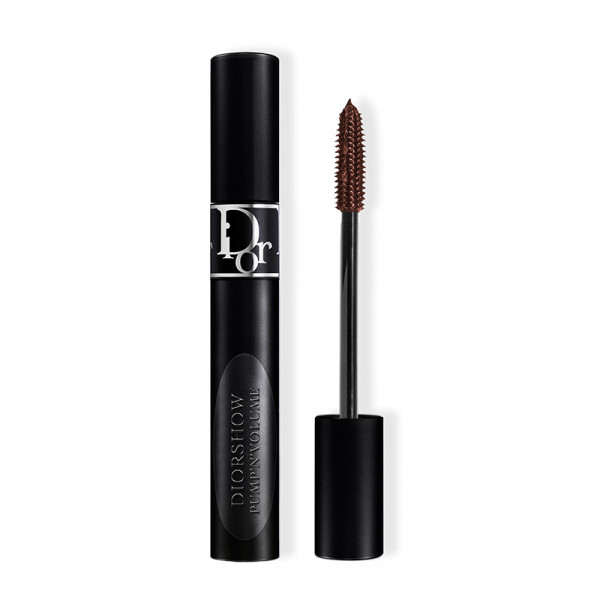 mascara-squeezable-volumen-xxl-duracion-24-horas-color-intenso-y-formula-con-tratamiento