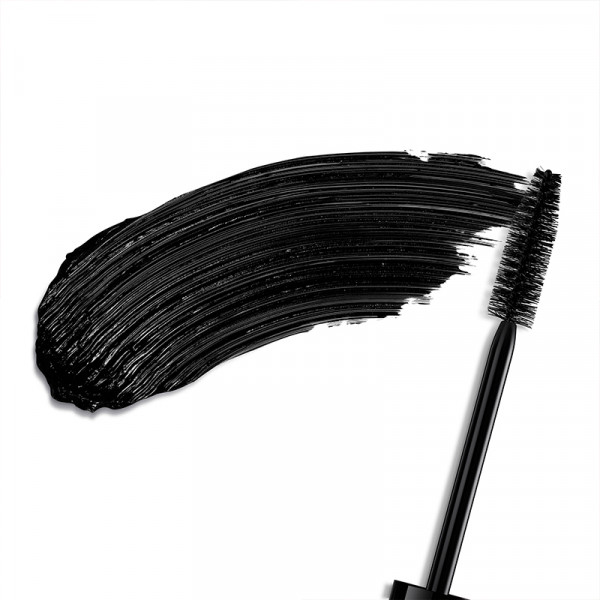 mascara-volumen-a-medida-24-horas-definicion-pestana-a-pestana-90-de-ingredientes-de-origen-natural