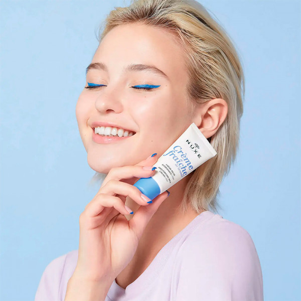creme-fraiche-de-beaute-crema-rica-hidratante-48h