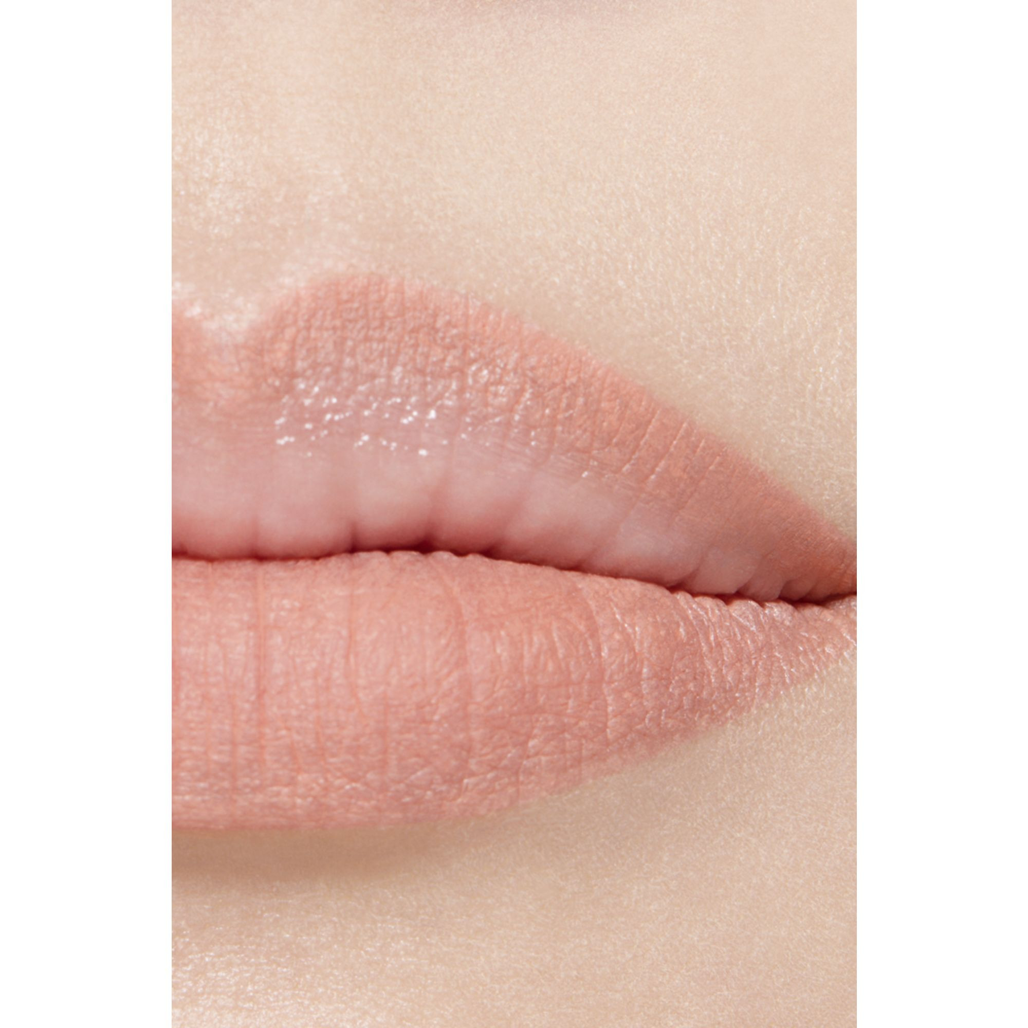 lapiz-contorno-de-labios-de-larga-duracion