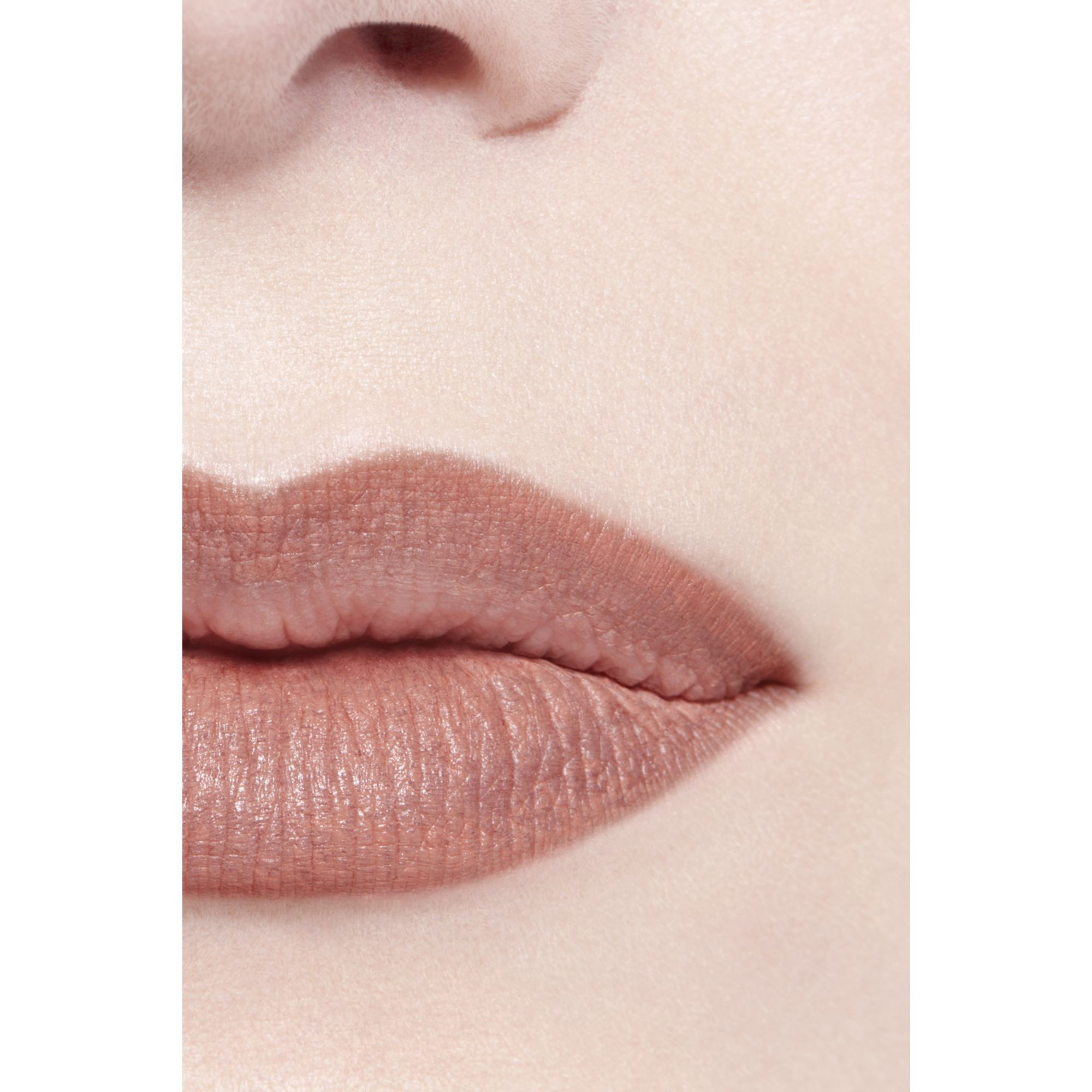 langlebiger-lippenkonturstift