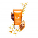 Cr&egrave;me Solaire Jeunesse
Krem nawilżający o wysokiej ochronie SPF50+