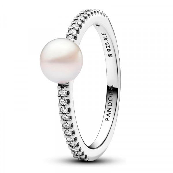 freshwater-cultured-pearl-and-pave-ring