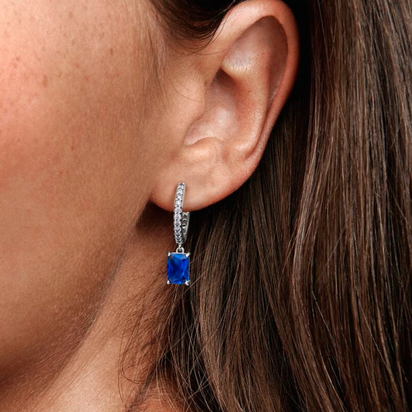 boucles-d-oreilles-creoles-rectangulaires-bleu-vif