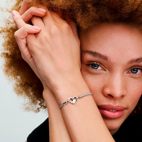 pulsera-cadena-con-tachuelas-pandora-moments-592453c00 pulsera-cadena-con-tachuelas-pandora-moments-592453c00