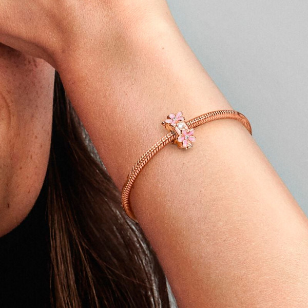 clip-separador-margarita-rosa-788809c01 clip-separador-margarita-rosa-788809c01