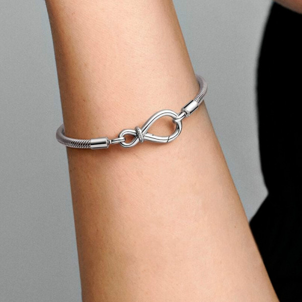 bracciale-a-catena-serpente-con-nodo-infinito-590792c00