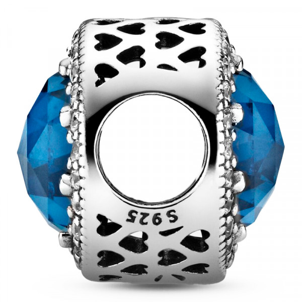 moonlight-blue-shiny-hearts-charm-791725nmb