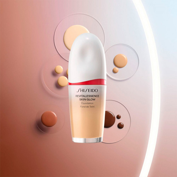 revitalessence-skin-glow-foundation-spf30