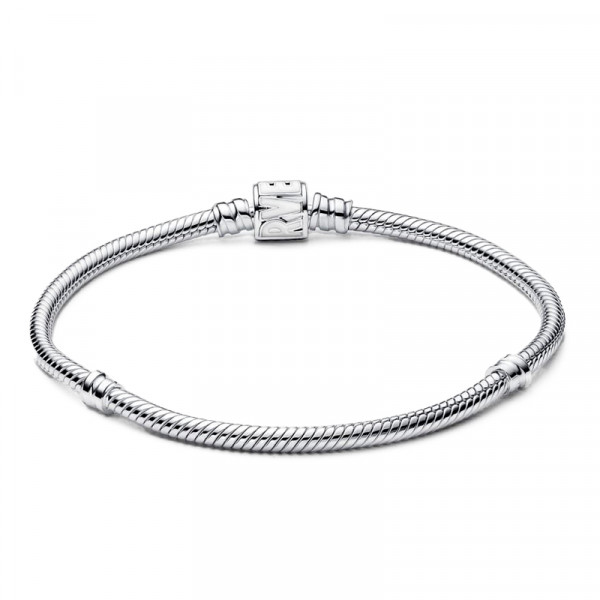 pandora-moments-bracelet-snake-chain-marvel-logo-clasp-592561c01