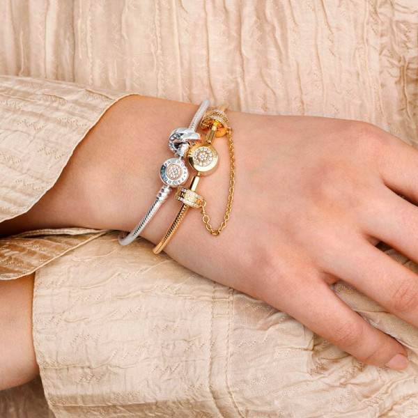 p-data-autolblpdpproductnameamuleto-de-corrente-de-seguranca-com-logotipo-pandora-768642c01-p