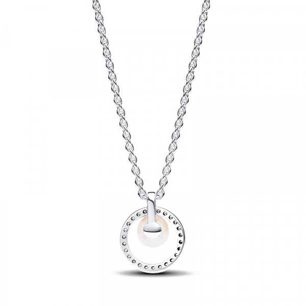 ketting-van-zoetwaterkweekparels-en-pave-393165c01