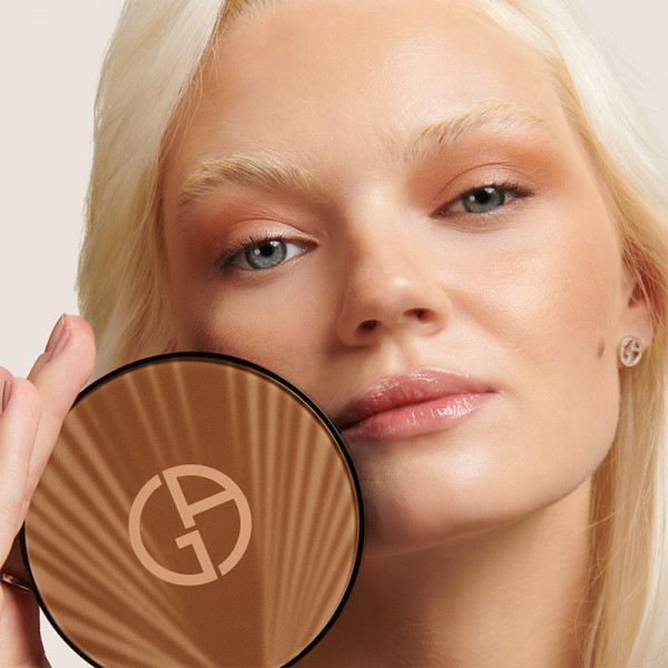 luminous-silk-glow-bronzer-bronceador-en-polvo