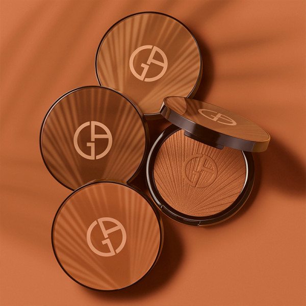 luminous-silk-glow-bronzer-powder-bronzing