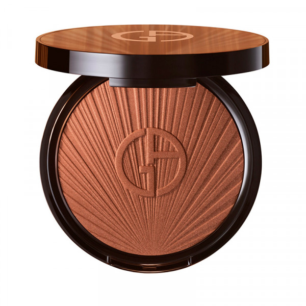 lichtgevende-silk-glow-bronzer-poederbronzing