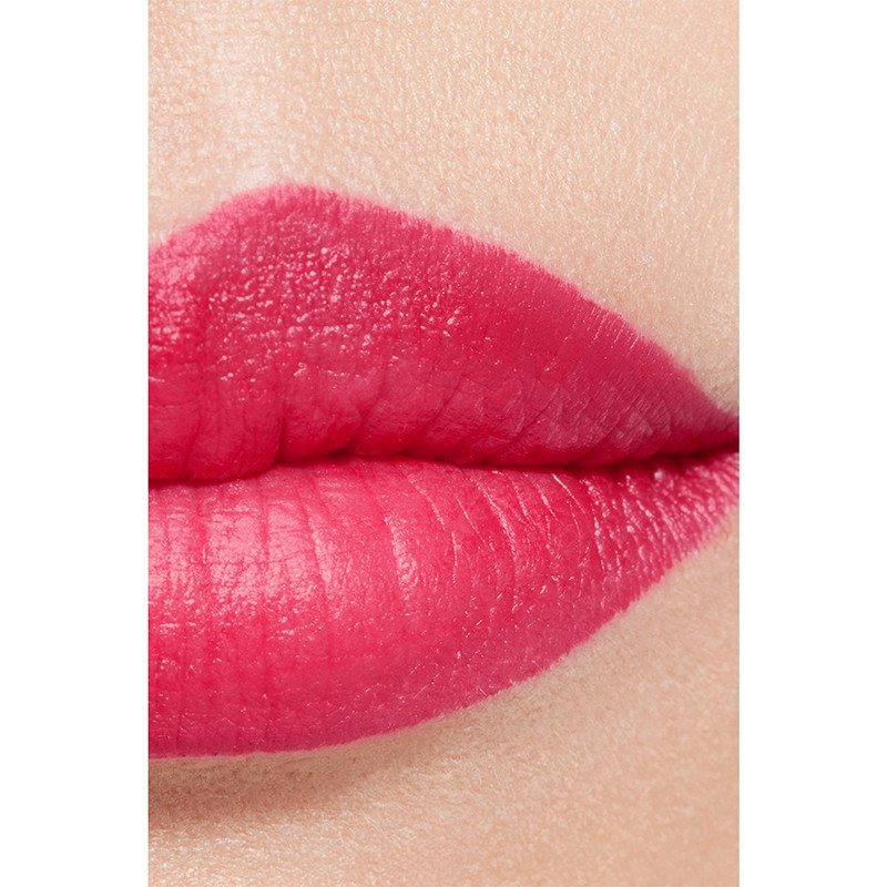 The Luminous Velvety Lipstick