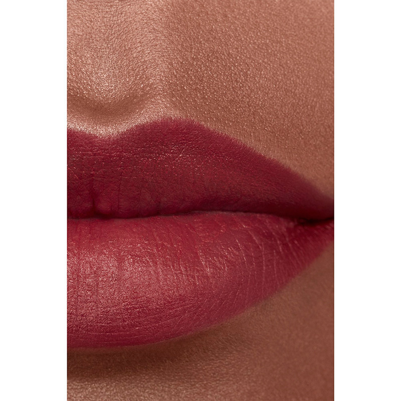 The Luminous Velvety Lipstick