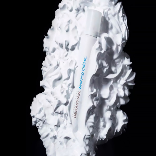 whipped-cream-crema-styling-per-capelli-ricci-e-ondulati